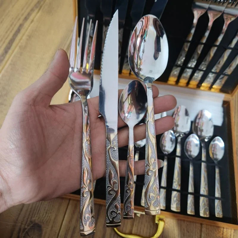 Kit Talheres Floral Dourado com 24 Peças em Aço Inox