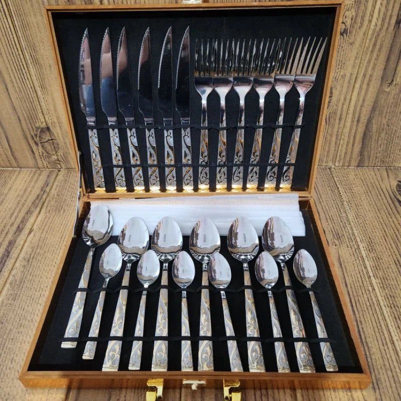Kit Talheres Floral Dourado com 24 Peças em Aço Inox