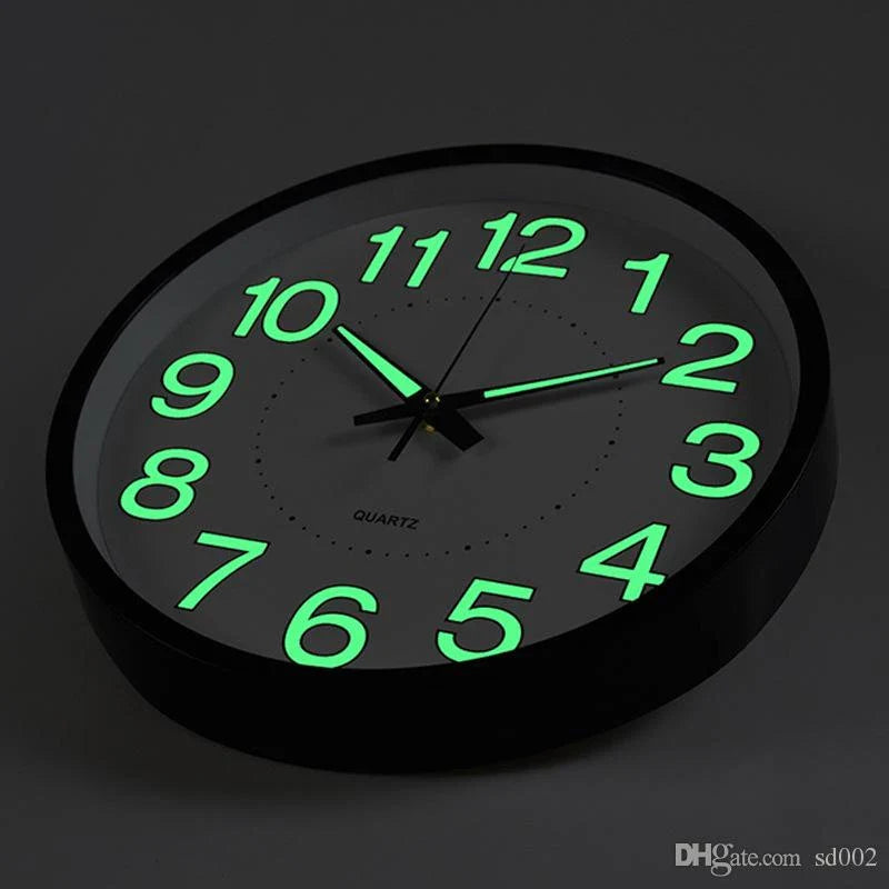 Relógio De Parede Luminoso - Brilha no Escuro - 30cm